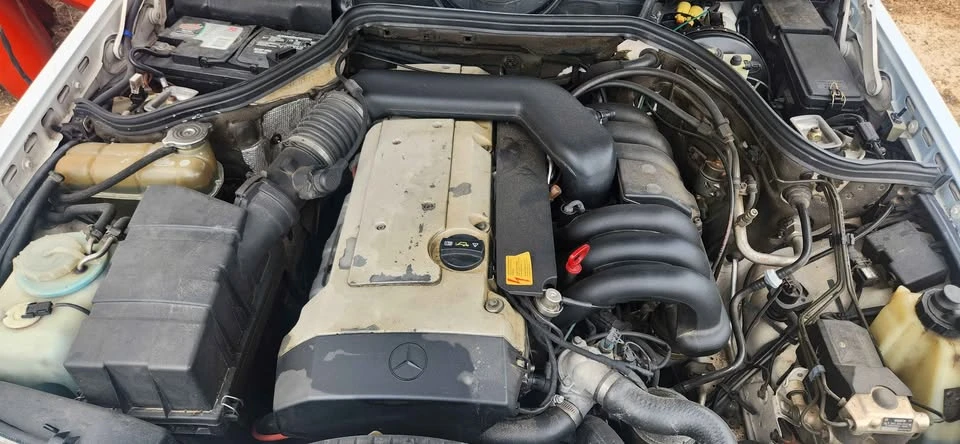 1994 Mercedes-Benz W124 E-Class - Image 13 of 15