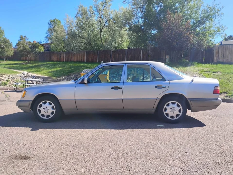 1994 Mercedes-Benz W124 E-Class - Image 14 of 14