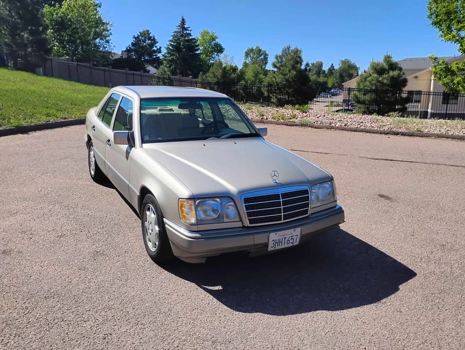 1994 Mercedes-Benz W124 E-Class - Image 12 of 14