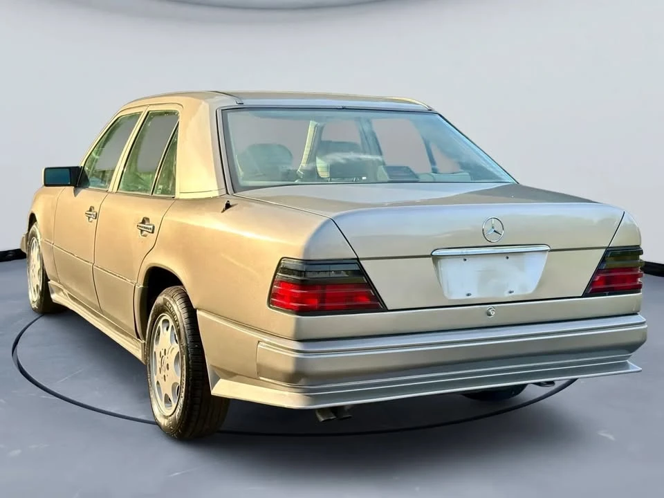 1994 Mercedes-Benz W124 E-Class - Image 5 of 20