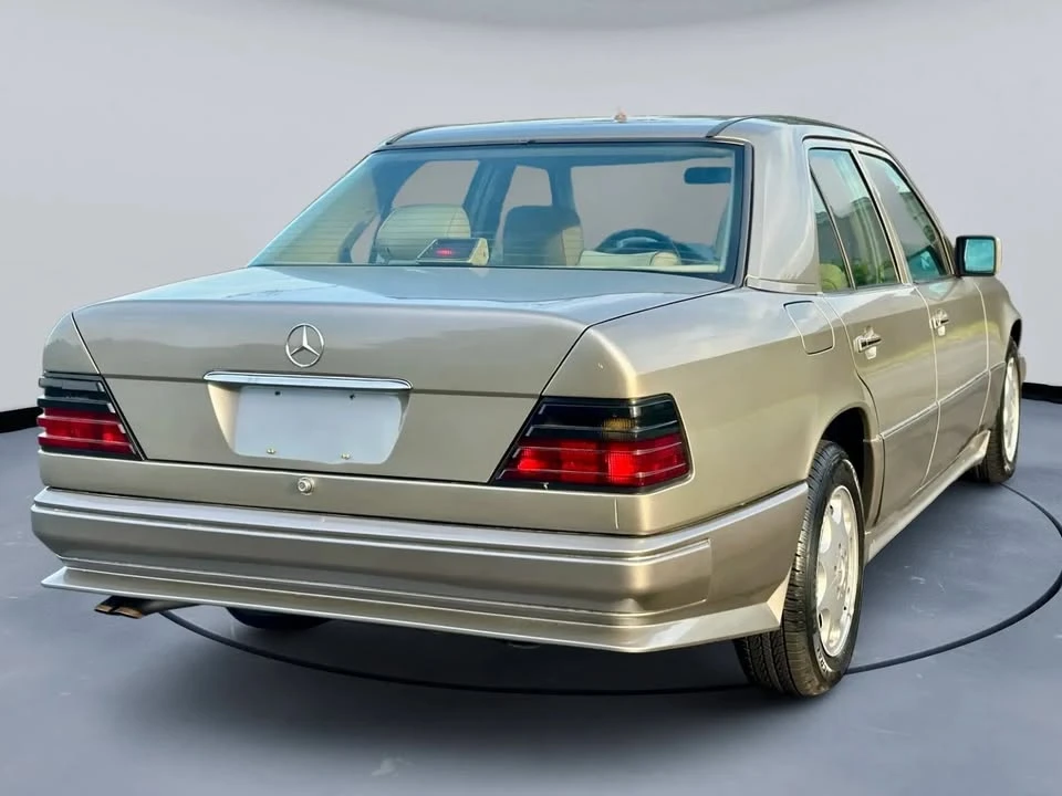 1994 Mercedes-Benz W124 E-Class - Image 7 of 20