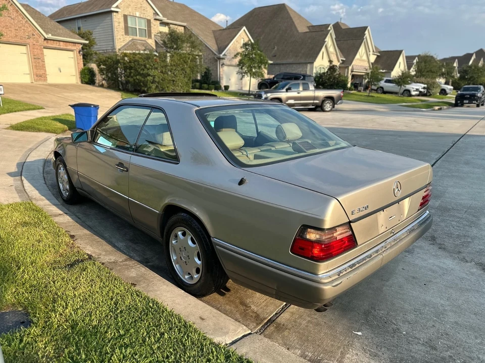 1994 Mercedes-Benz W124 E-Class - Image 4 of 14