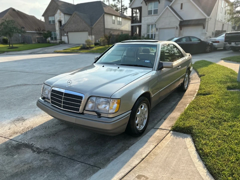 1994 Mercedes-Benz W124 E-Class - Image 2 of 14