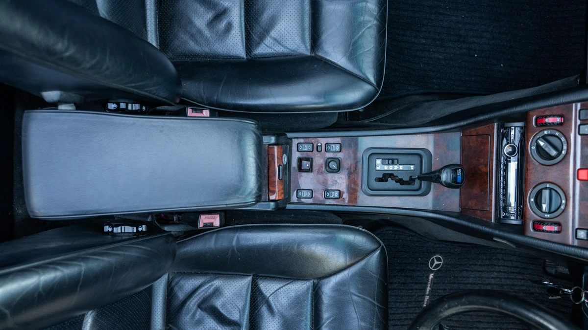 1994 Mercedes-Benz W124 E-Class - Image 21 of 30