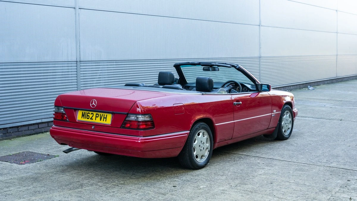 1994 Mercedes-Benz W124 E-Class - Image 2 of 30