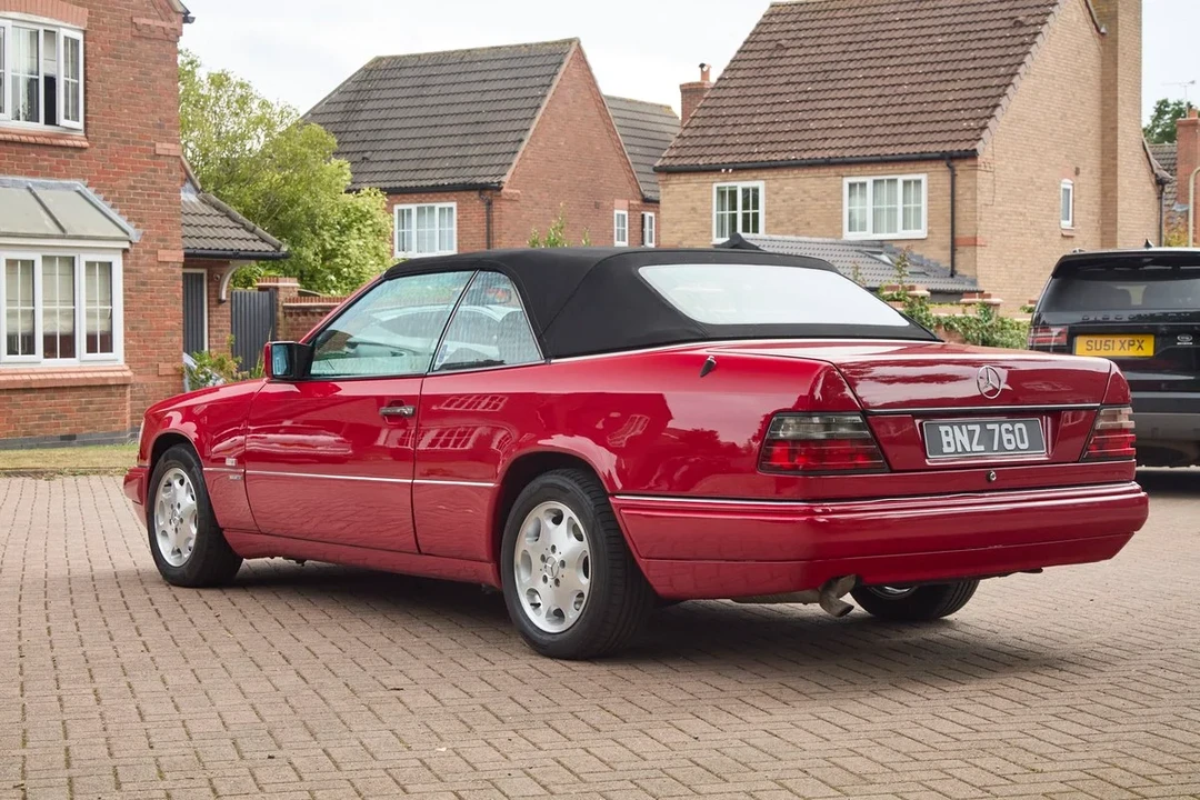 1994 Mercedes-Benz W124 E-Class - Image 14 of 30