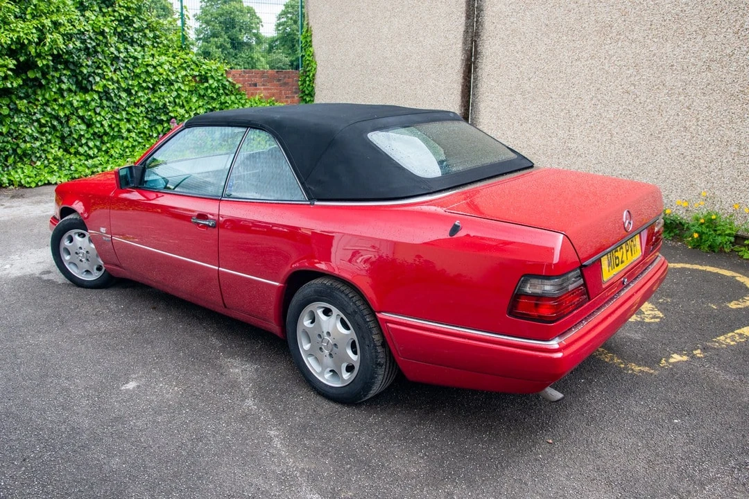 1994 Mercedes-Benz W124 E-Class - Image 18 of 30
