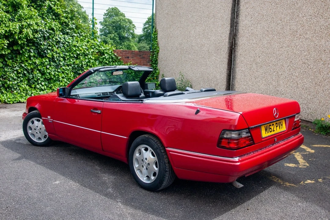 1994 Mercedes-Benz W124 E-Class - Image 8 of 30