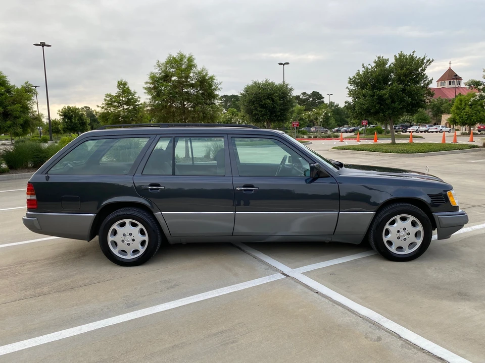 1994 Mercedes-Benz W124 E-Class - Image 8 of 31