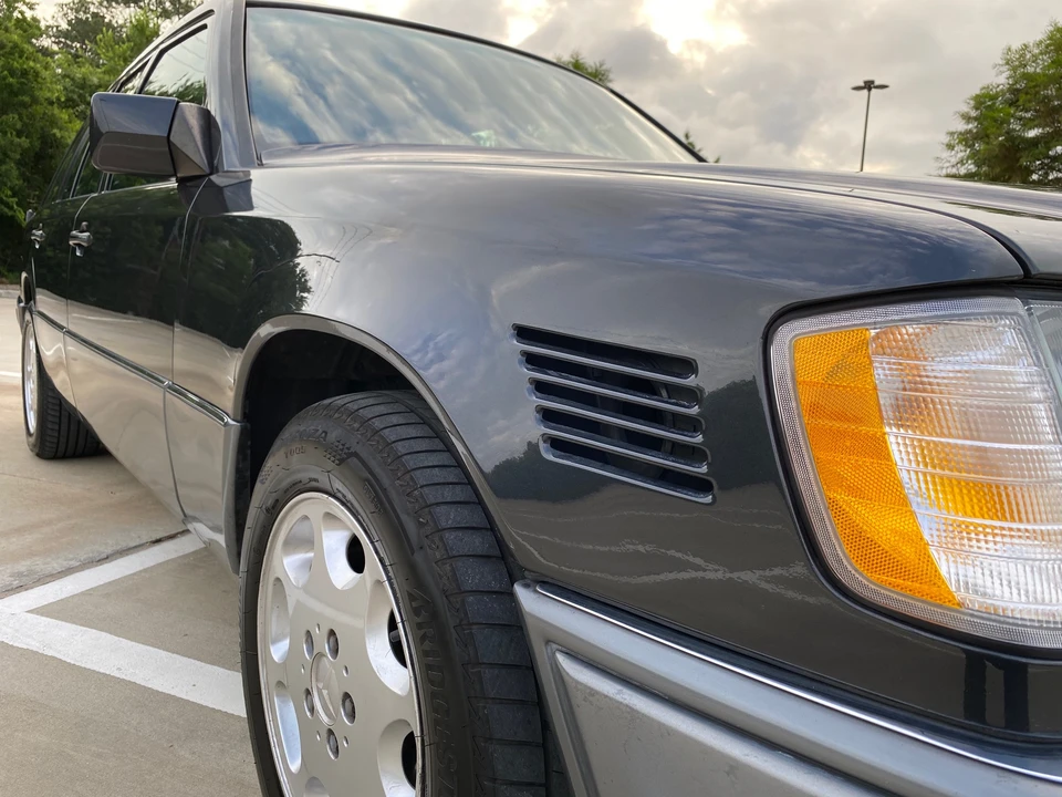 1994 Mercedes-Benz W124 E-Class - Image 19 of 31