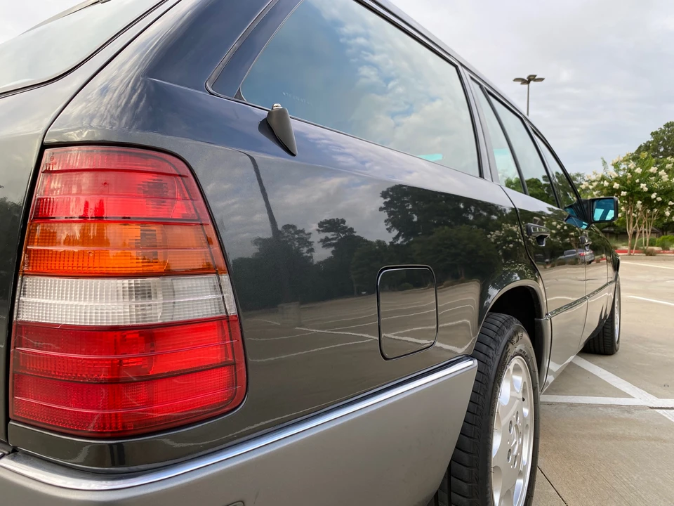 1994 Mercedes-Benz W124 E-Class - Image 20 of 31
