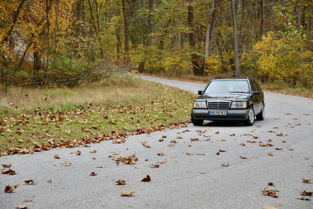 1994 Mercedes-Benz W124 E-Class - Image 4 of 31
