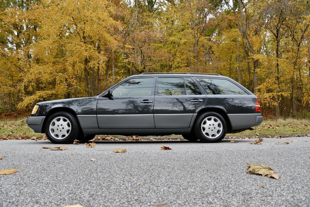 1994 Mercedes-Benz W124 E-Class - Image 15 of 31