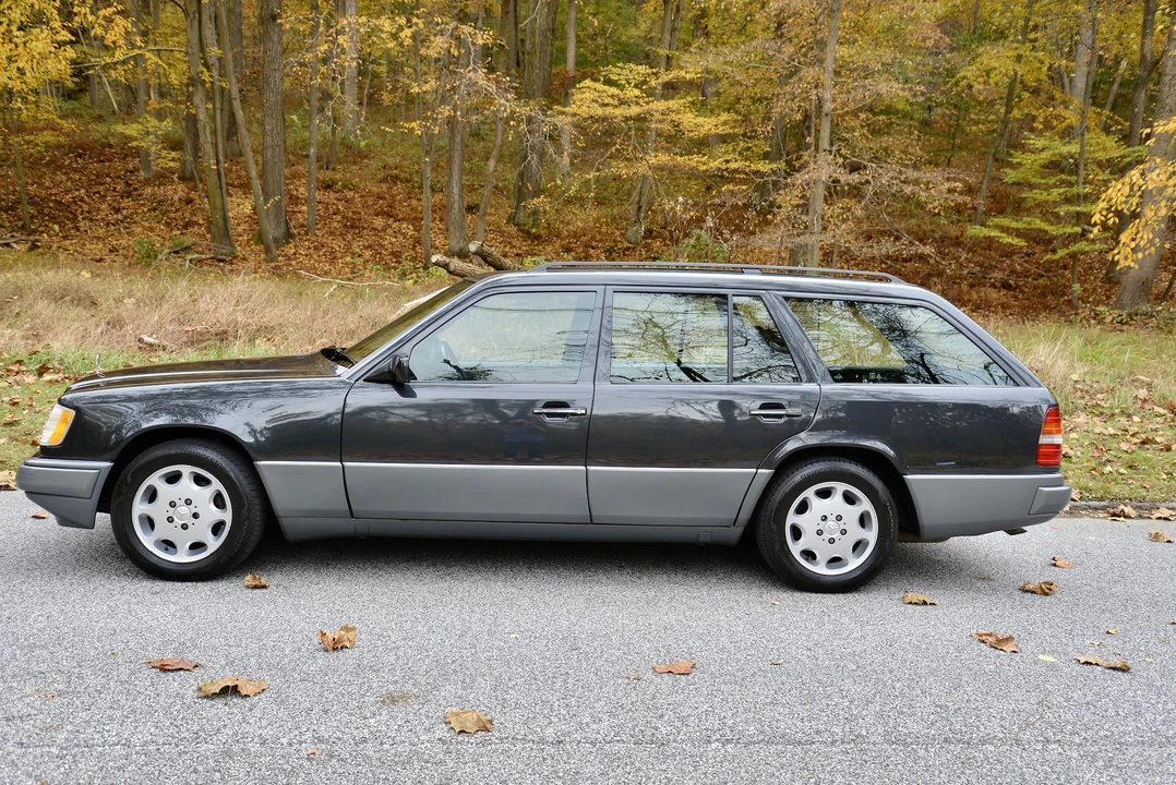 1994 Mercedes-Benz W124 E-Class - Image 14 of 31