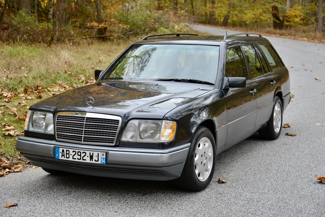 1994 Mercedes-Benz W124 E-Class - Image 3 of 31