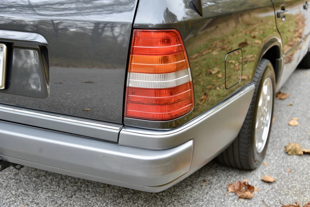 1994 Mercedes-Benz W124 E-Class - Image 31 of 31