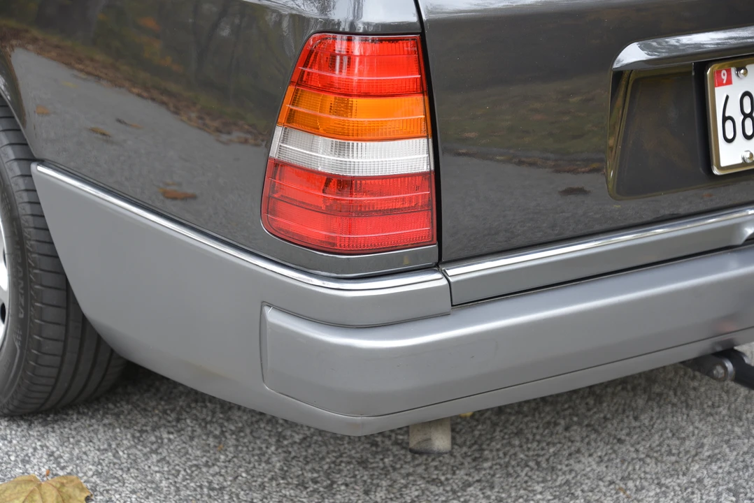 1994 Mercedes-Benz W124 E-Class - Image 30 of 31
