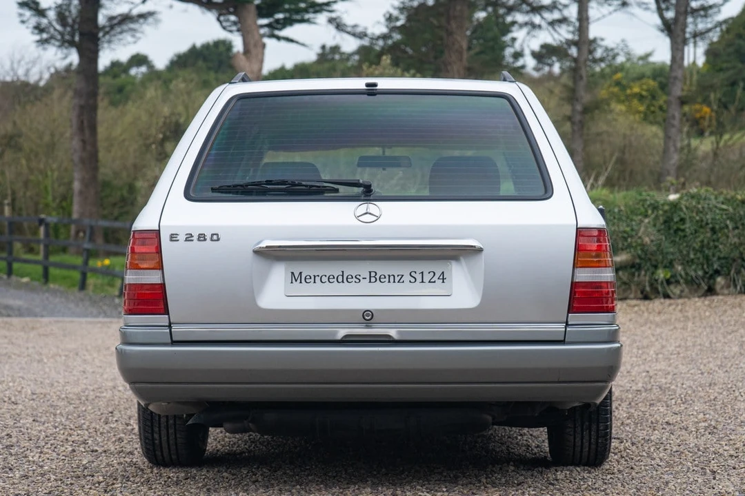 1994 Mercedes-Benz W124 E-Class - Image 12 of 31