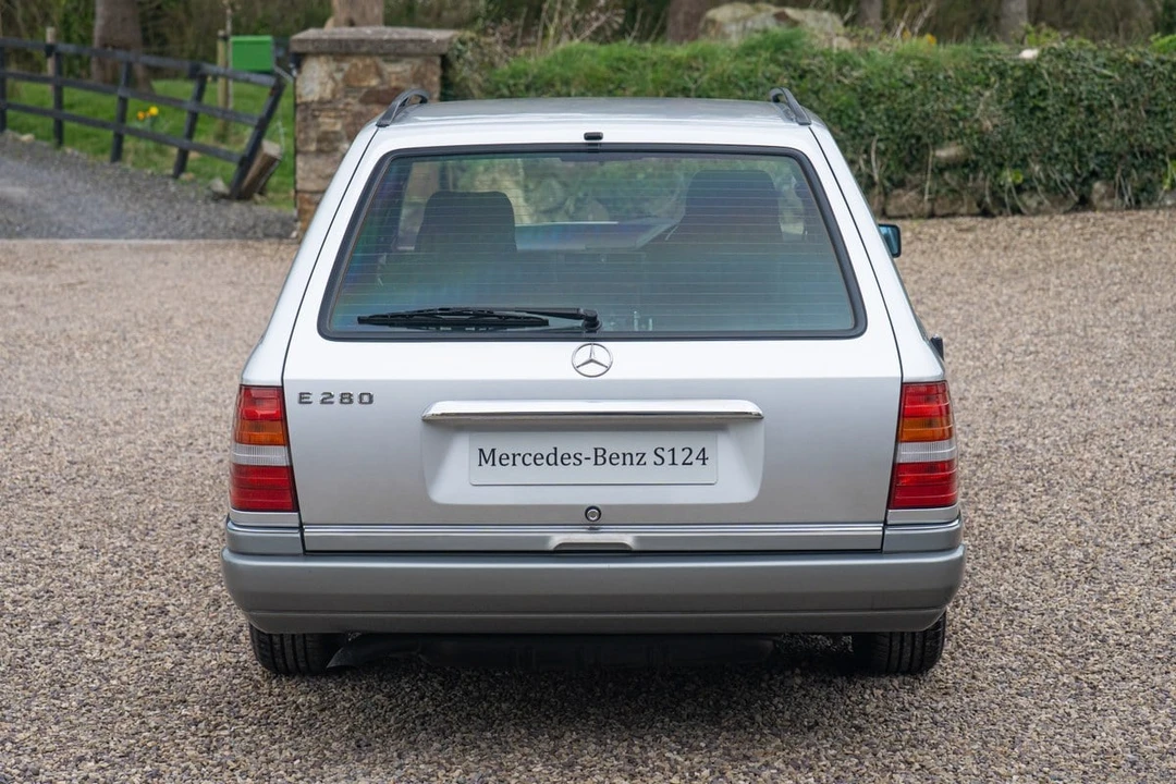 1994 Mercedes-Benz W124 E-Class - Image 8 of 31