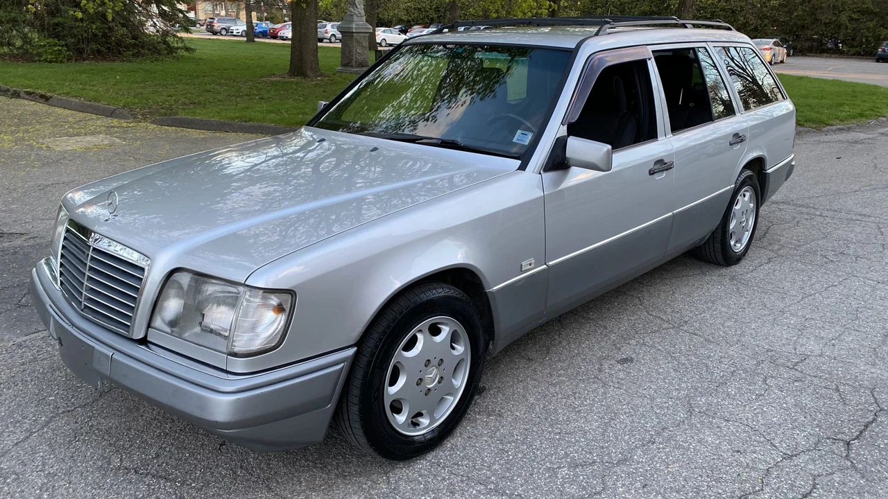 1994 Mercedes-Benz W124 E-Class - Image 3 of 31