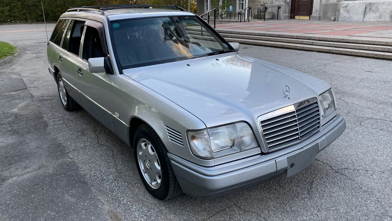 1994 Mercedes-Benz W124 E-Class - Image 16 of 31