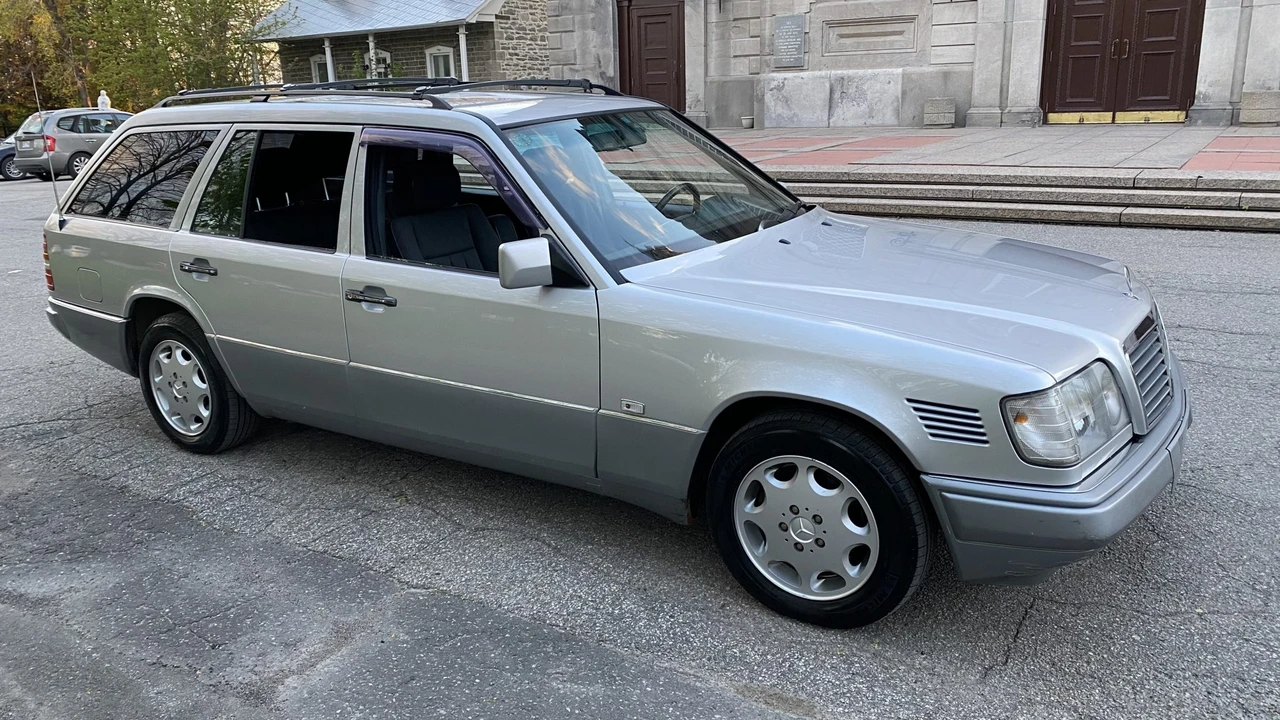 1994 Mercedes-Benz W124 E-Class - Image 20 of 31