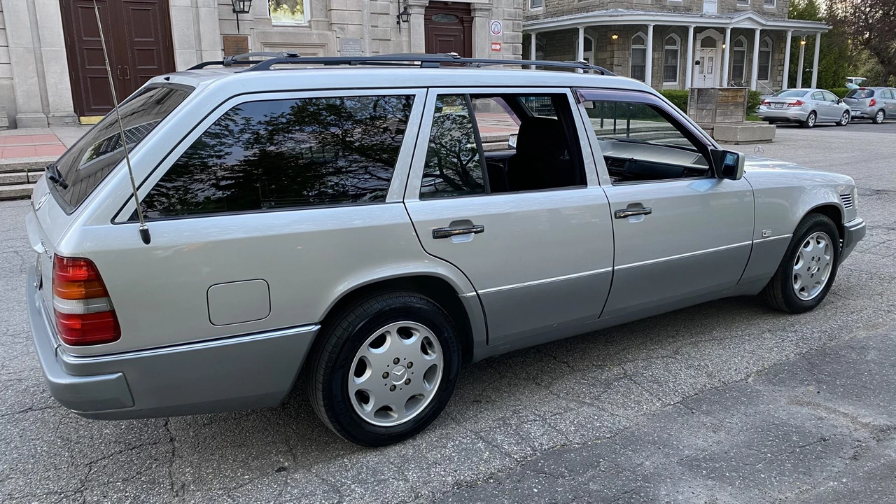 1994 Mercedes-Benz W124 E-Class - Image 27 of 31