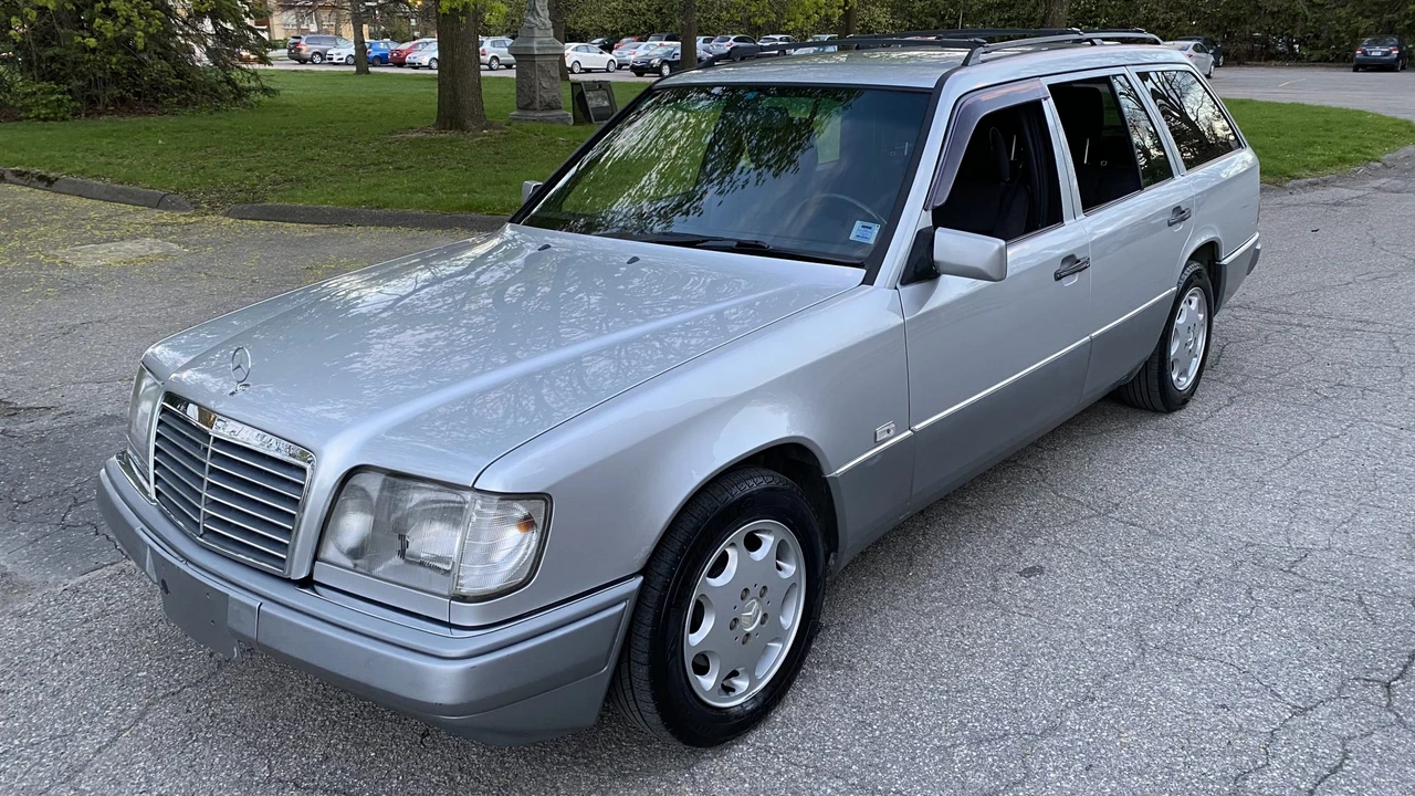 1994 Mercedes-Benz W124 E-Class - Image 4 of 31