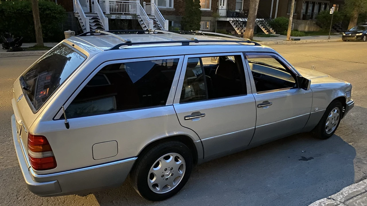 1994 Mercedes-Benz W124 E-Class - Image 28 of 31