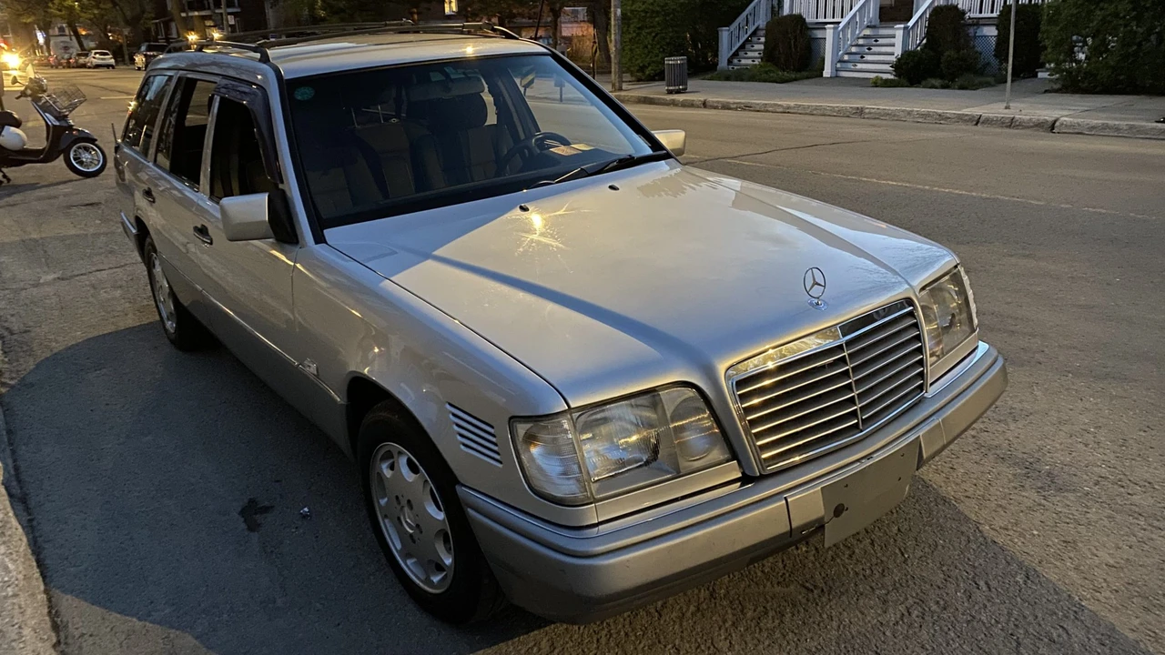 1994 Mercedes-Benz W124 E-Class - Image 17 of 31