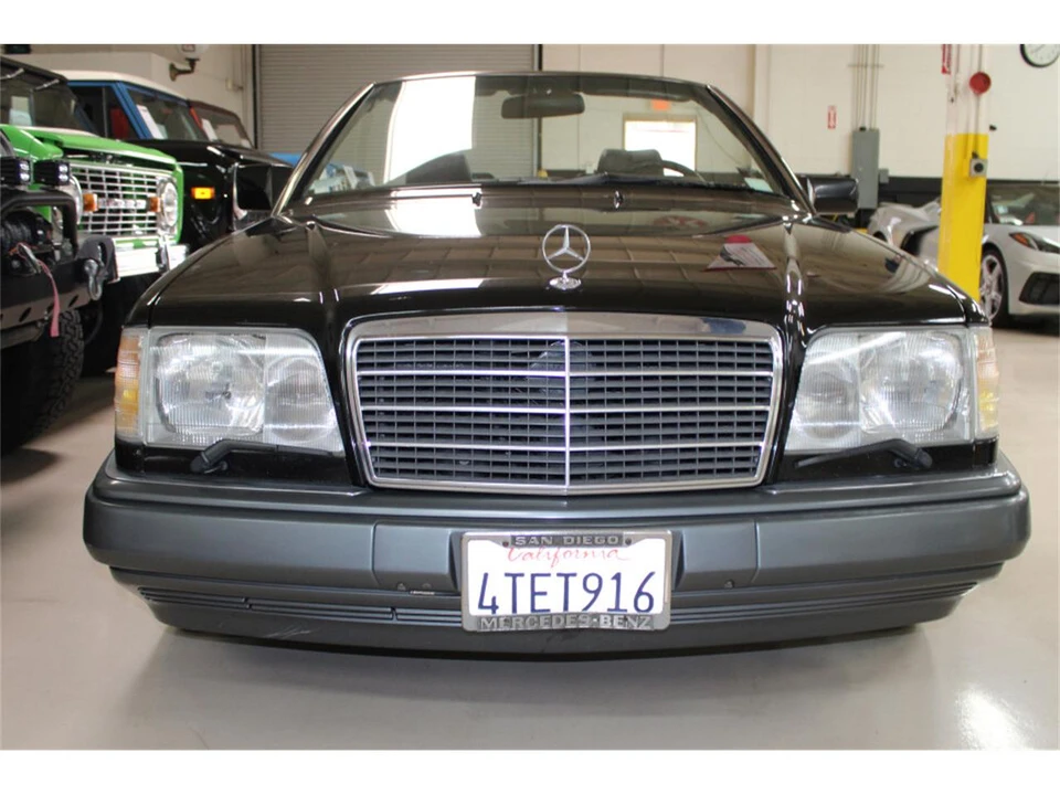1994 Mercedes-Benz W124 E-Class - Image 13 of 31