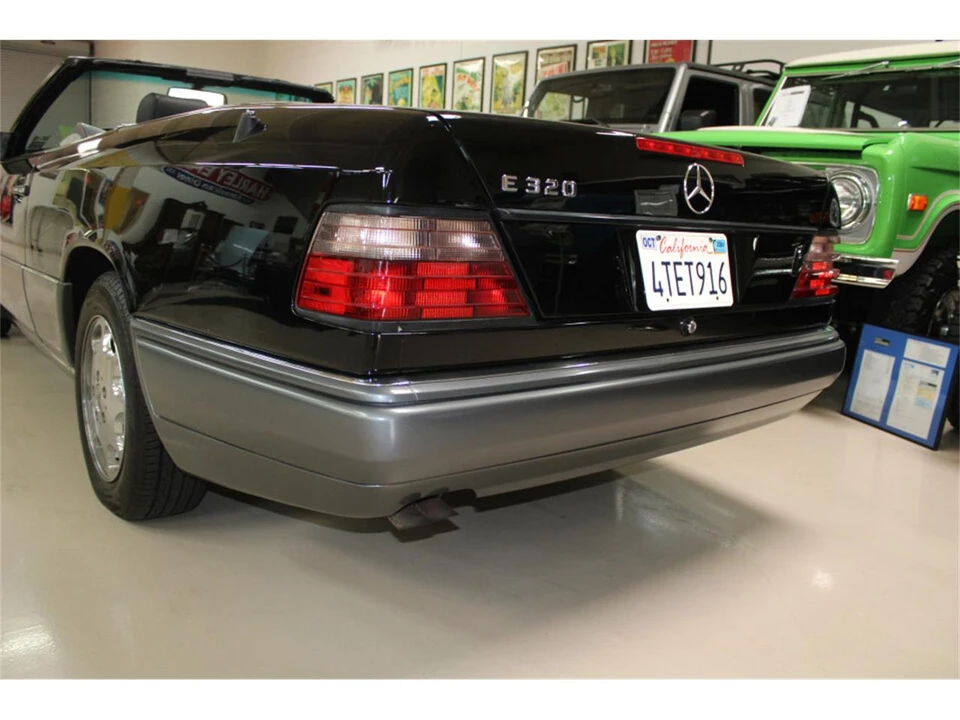 1994 Mercedes-Benz W124 E-Class - Image 17 of 31