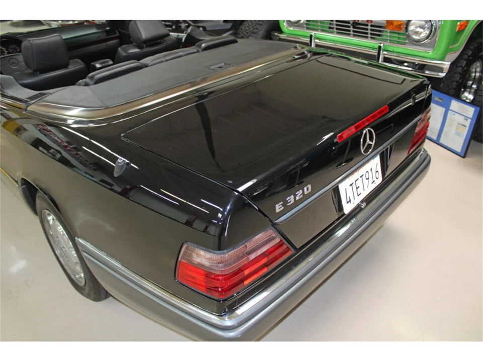 1994 Mercedes-Benz W124 E-Class - Image 18 of 31