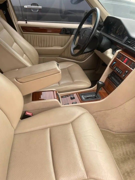 1994 Mercedes-Benz W124 E-Class - Image 8 of 9
