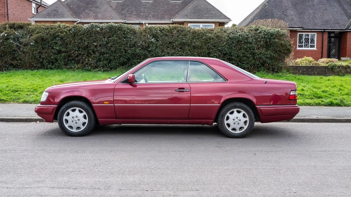 1994 Mercedes-Benz W124 E-Class - Image 17 of 30