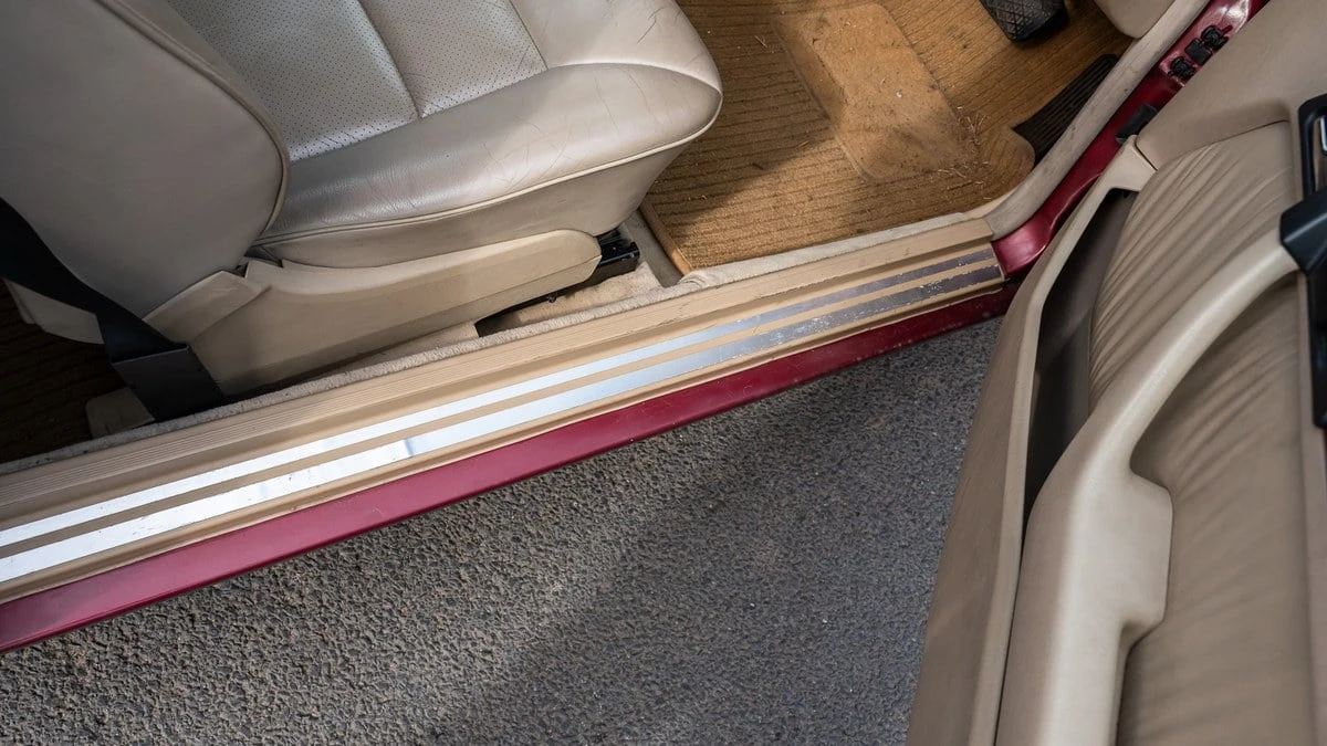 1994 Mercedes-Benz W124 E-Class - Image 25 of 30