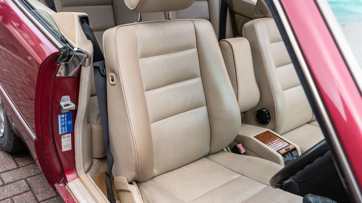 1994 Mercedes-Benz W124 E-Class - Image 8 of 30