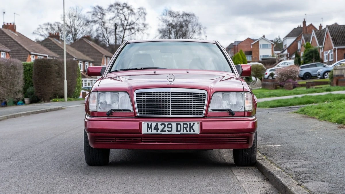 1994 Mercedes-Benz W124 E-Class - Image 2 of 30