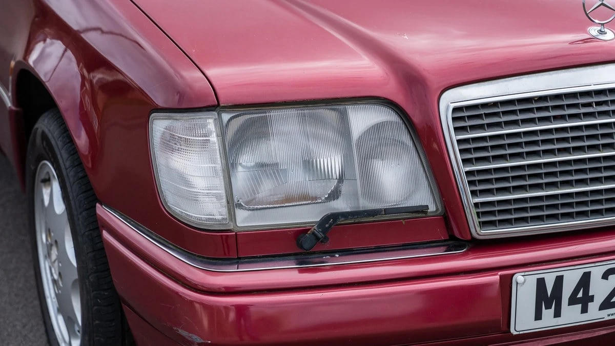1994 Mercedes-Benz W124 E-Class - Image 11 of 30