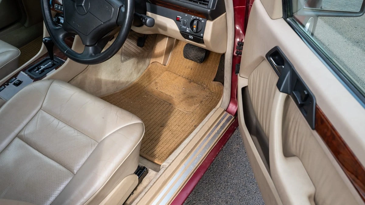 1994 Mercedes-Benz W124 E-Class - Image 24 of 30