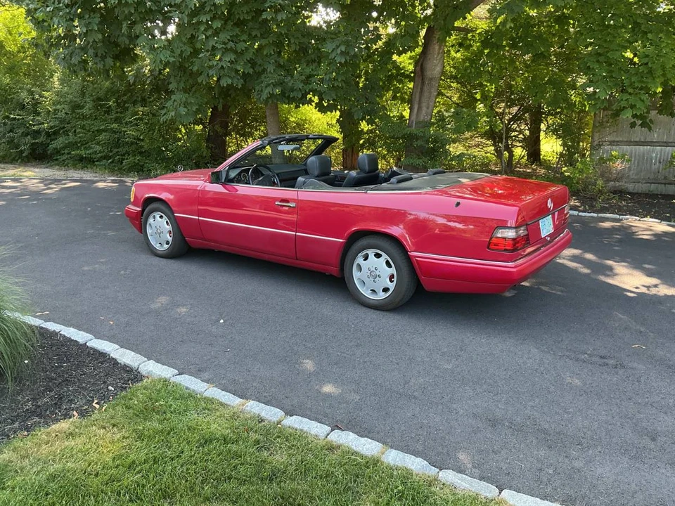 1994 Mercedes-Benz W124 E-Class - Image 2 of 12
