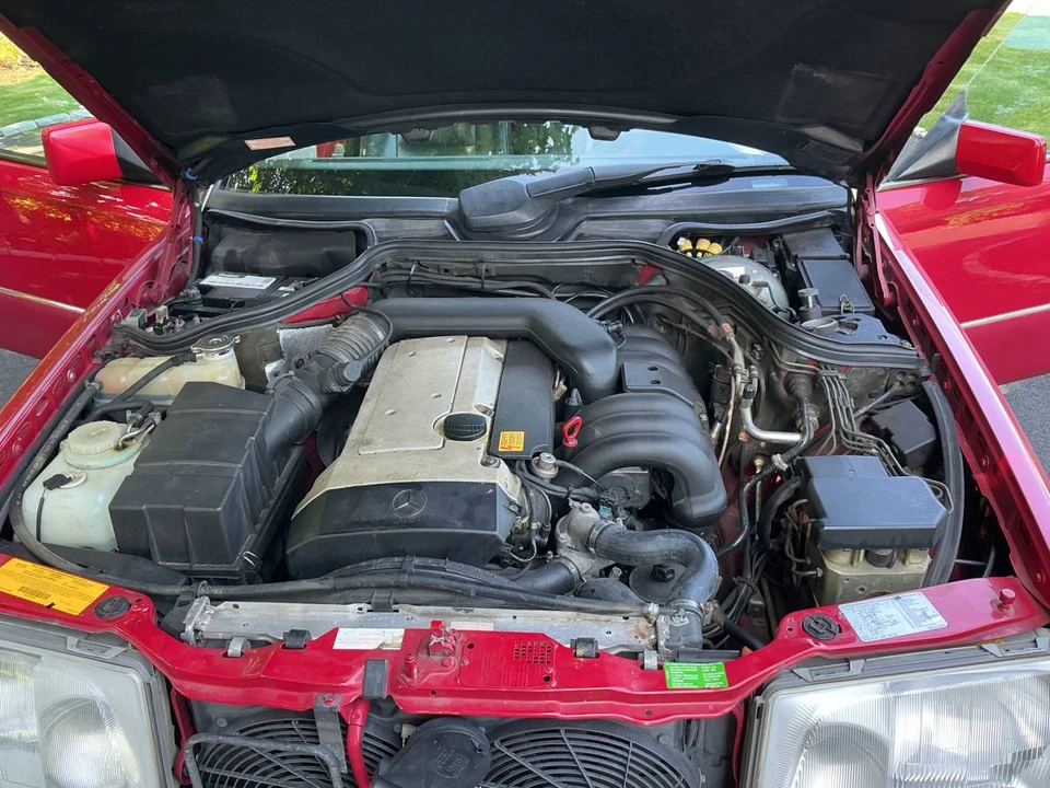 1994 Mercedes-Benz W124 E-Class - Image 3 of 12