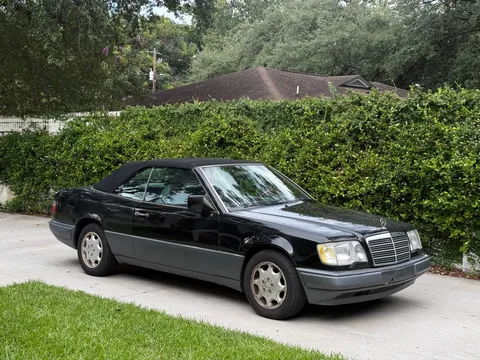 1994 Mercedes-Benz E320 Cabriolet W124