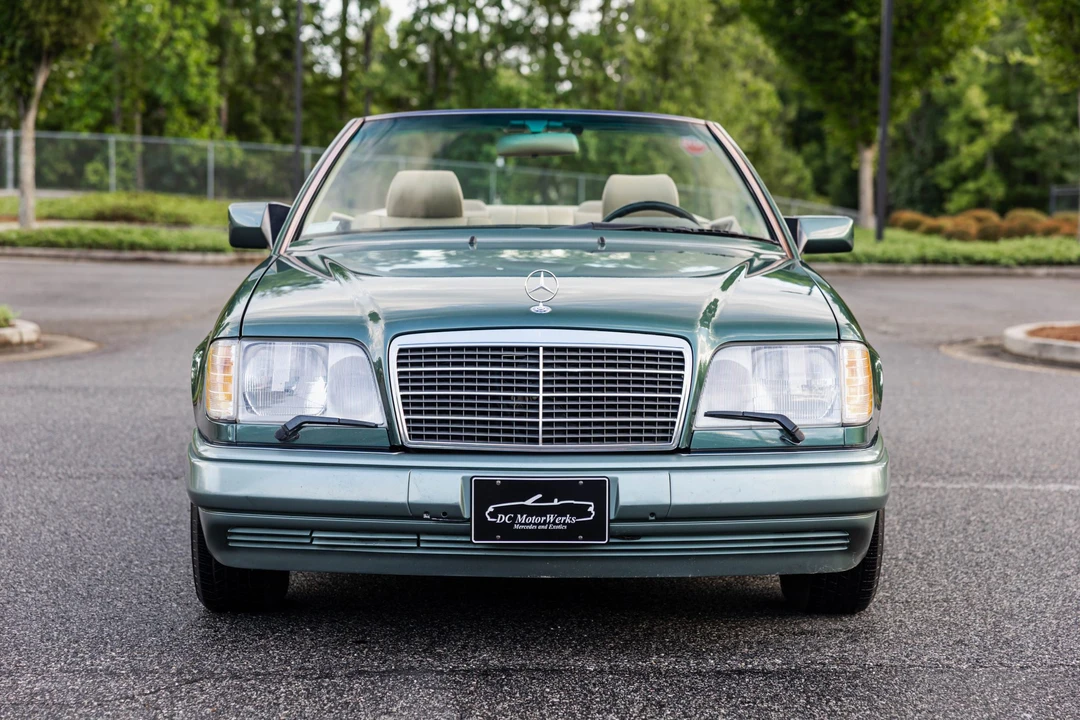 1994 Mercedes-Benz W124 E-Class - Image 2 of 31