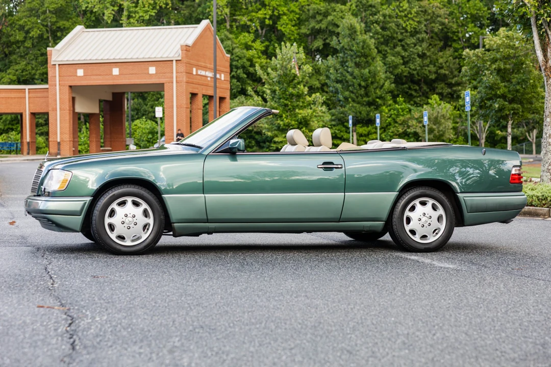 1994 Mercedes-Benz W124 E-Class - Image 8 of 31