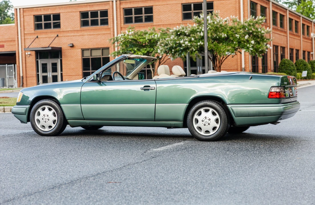 1994 Mercedes-Benz W124 E-Class - Image 10 of 31