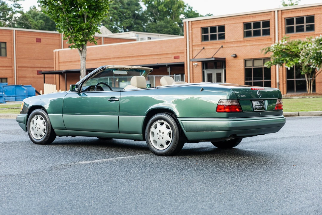 1994 Mercedes-Benz W124 E-Class - Image 11 of 31