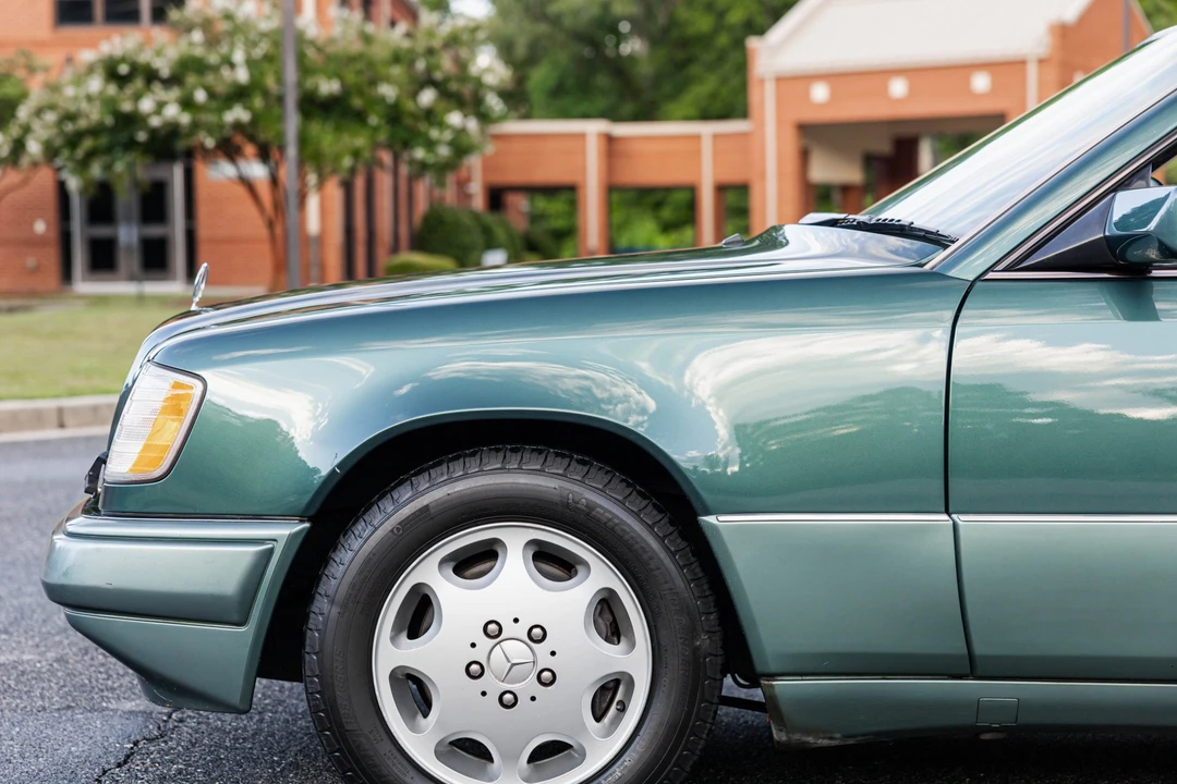 1994 Mercedes-Benz W124 E-Class - Image 30 of 31