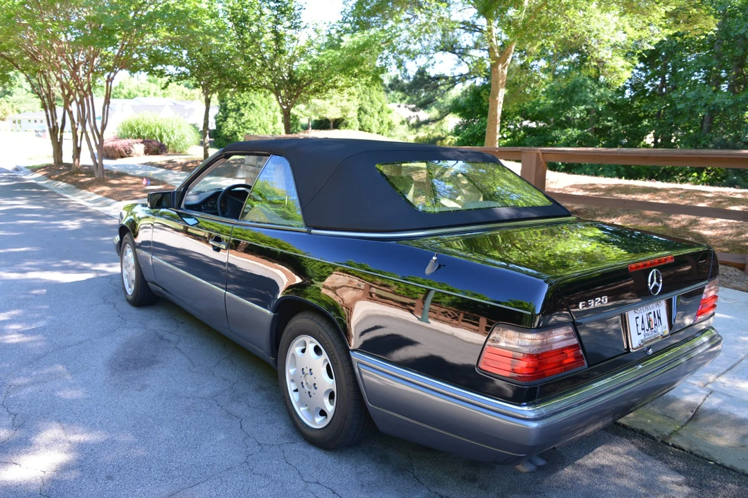1994 Mercedes-Benz W124 E-Class - Image 25 of 31