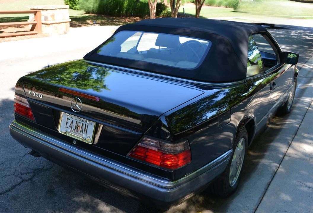 1994 Mercedes-Benz W124 E-Class - Image 28 of 31